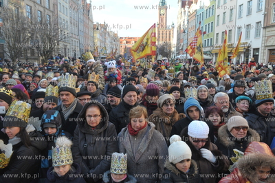 Orszak Trzech Kroli przeszedl ulicami Gdanska. 06.01.2015...