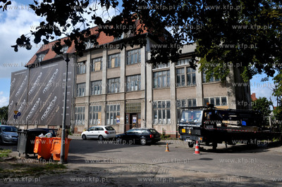 Gdansk Oliwa, budynek starej przychodni na rogu al....