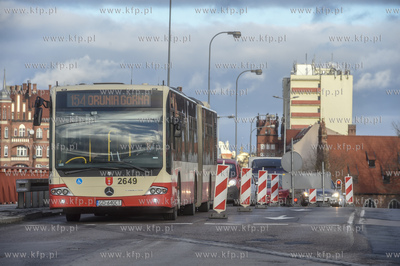 Budowa wiaduktu Biskupia Górka w ciągu Traktu św....