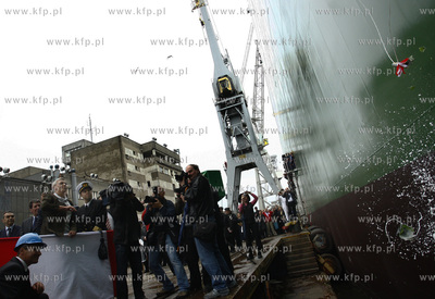 Stocznia Gdynia S.A. Uroczystosc chrztu samochodowca....