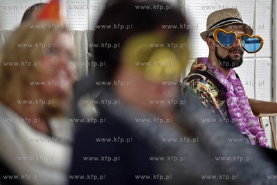 Gdansk. Synagoga przy ul. Partyzantow. Purim - karnawal...