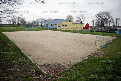 Wizyta Pawla Adamowicza z wizyta na placu budowy kompleksu...