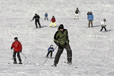 Stok narciarski w Trzepowie w okolicach Przywidza.
01.02.2014
fot....