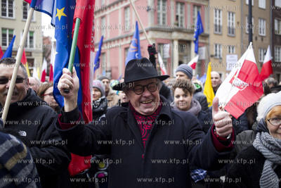 Gdańsk. Długi Targ. Manifestacja jedności z Europą...