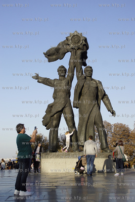 Pomnik Przyjaźni Narodów w Kijowie. 13.10.2019 fot....