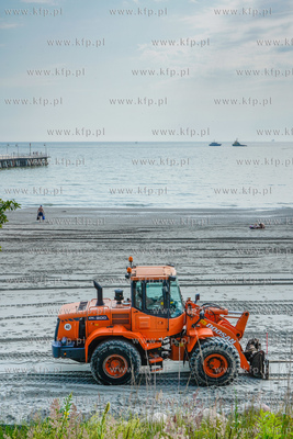 Refulacja plaży w Gdyni Orłowie, czyli prace związane...