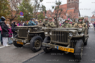 Gdańsk. Parada z okazji Narodowego Święta Niepodległości....