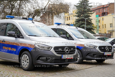 Urząd Miejski w Gdańsku. Przekazanie 3 nowych radiowozów...