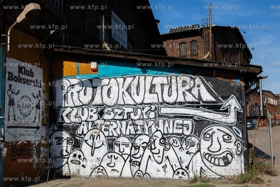 Gdańsk.  Życie kulturalno - rozrywkowe na terenach...