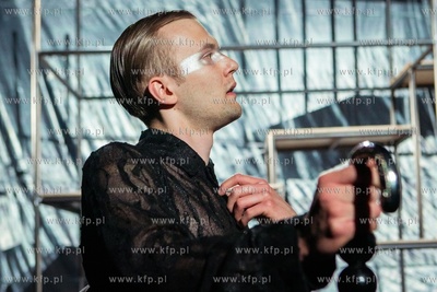 Gdańsk, Teatr Wybrzeże. Malarnia. Próba medialna...