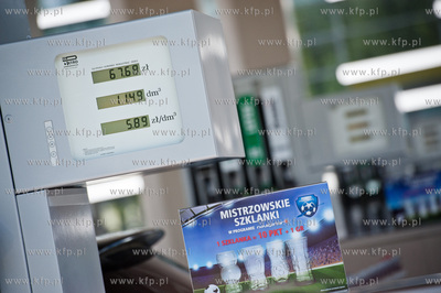 Gdansk. Nowo otwarta stacja benzynowa grupy Lotos....