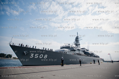 Gdynia. Nabrzeze Pomorskie. Uroczyste powitanie japonskiego...