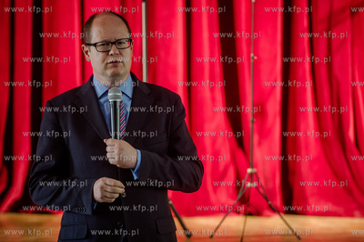 Gdansk. Zespol Szkol Lacznosci. Miejska Inauguracja...