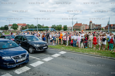 Gdansk. Skrzyzowanie ul. 3 Maja i Armii Krajowej. Pozegnalne...