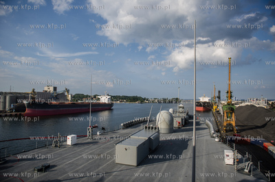 Gdynia. Wizyta amerykaskiego okretu USS Mount Whitney....