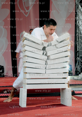 III Ogolnopolski Zlot Fanow M jak Milosc. Pokaz karate...