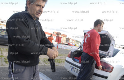 Akcja ratunkowa wedkarzy z jachtu motorowego, ktory...