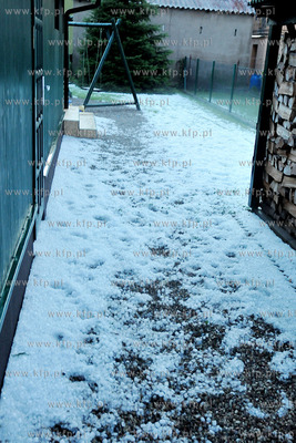 Potezne gradobicie przeszlo przeszlo w w poznych godzinach...