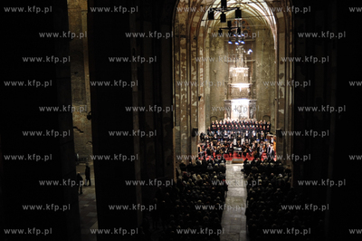 Centrum sw. Jana. VIII Pomorskie Zaduszki Artystyczne...
