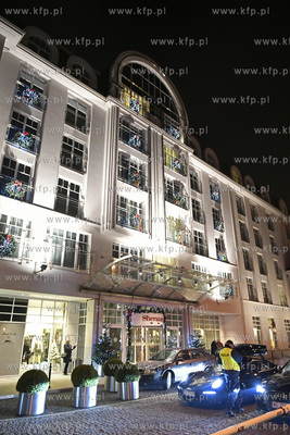 Sopot. Hotel Sheraton. Przed godzina 17 sluzby otrzymaly...