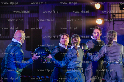 Przedstawienie Teatru Akt pt. "Fantomy" w ramach XXVI...