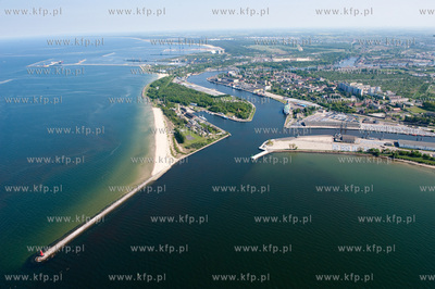 Port Gdańsk z lotu ptaka. 25.05.2009 fot. Kacper Kowalski...