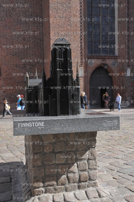 Na placu ks. Jozefa Zator - Przytockiego stoi replika...