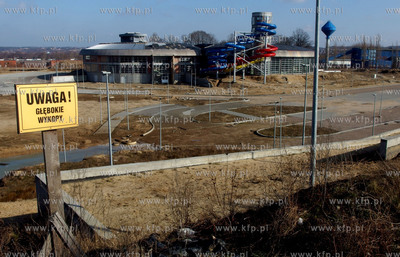 Slupsk. Budowa aquaparku. 22.02.2014 fot. Maciej Kosycarz...