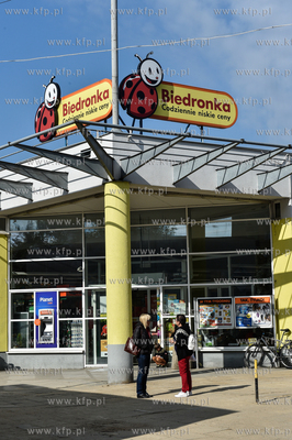 Gdańsk Chełm. Sklep Biedronka na ul. Marcina Dragana...