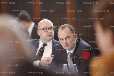 XVII nadzwyczajną sesję Rady Miasta Sopotu, na której...