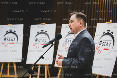 Gdańsk. Konferencja prasowa przewodniczącego NSZZ...