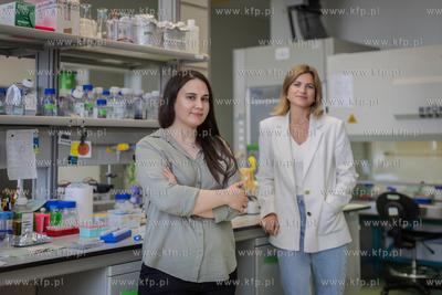 Doktorantka Marta Zimna, Dr hab. Ewelina Król z Wydziału...