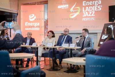 Gdynia. Konsulat Kultury. Konferencja prasowa poświęcona...