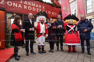 Gdańsk, ul. Bogusławskiego. Konferencja  prasowa...