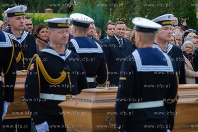 Gdynia, Cmentarz Marynarki Wojennej.  Uroczysty pogrzeb...