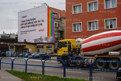 Gdańsk, ul. Grunwaldzka. Netflix wspiera osoby LGBT...
