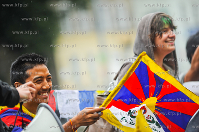 Gdansk. Manifestacja pod Konsulatem Chinskiej Republiki...