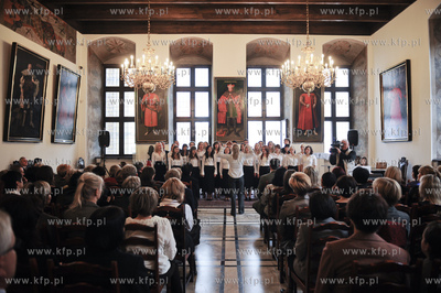 Gdansk. Ratusz Glownomiejski. Dzien Edukacji Narodowej....