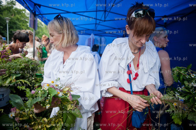 Gdynia. Park Rady Europy. Inauguracja sezonu letniego...