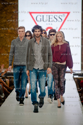 Sopot Art & Fashion Week.
Nz pokaz marki Guess
09.08.2013
fot....