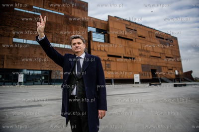 Gdansk. Plac Solidarnosci. Konferencja Janusza Palikota,...