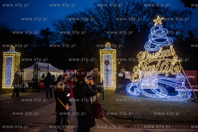Gdańsk. Park Oliwski. Inauguracja iluminacji świątecznej.
17.12.2016
fot....