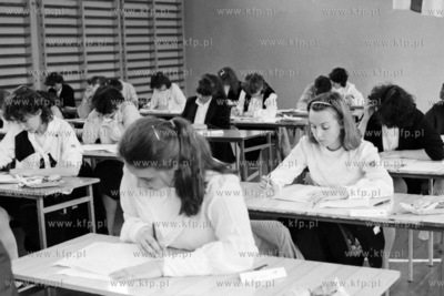 Egzamin dojrzałości w I LO w Gdańsku.
10.05.1984
2maj84_z.kosycarz_p13
Fot....