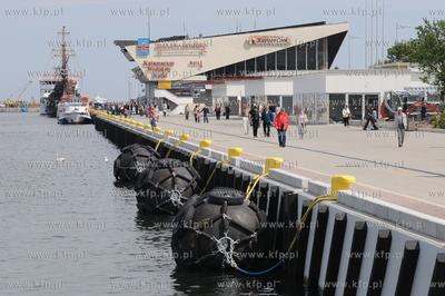 Zakonczono  I etap przebudowy Nabrzeza Pomorskiego...