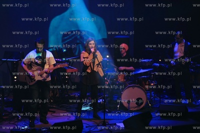 Klub Zak w Gdansku. Babskie granie - zespol Space Sugar....