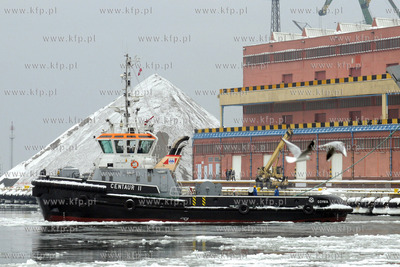 Zima w gdynskim porcie. Nz. Centaur II

17.02.2012

Fot....