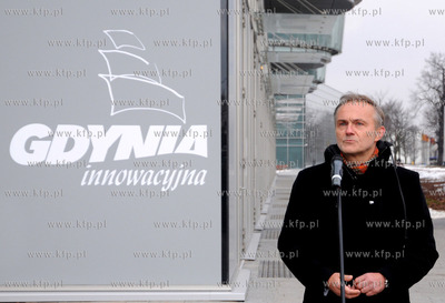 Gdynia. Pomorski Park Naukowo-Technologiczny po rozbudowie....
