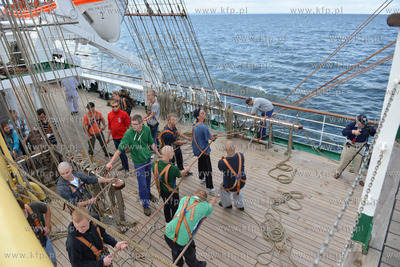 Dzien na Darze Mlodziezy ze studentami Akademii Morskiej...