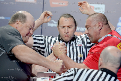 Gdynia. Hala widowiskowo - sportowa. Mistrzostwa Swiata...