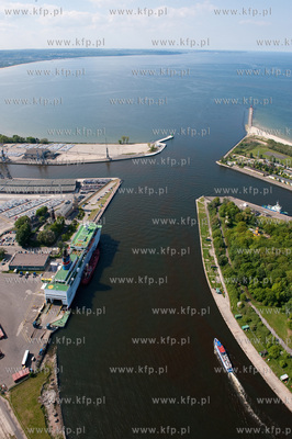 Port Gdańsk z lotu ptaka. 25.05.2009 fot. Kacper Kowalski...
